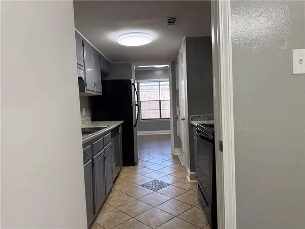 2405 OXFORD PL, Gretna, LA 70056