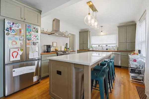 1037 Arlington NE Street, Grand Rapids, MI 49505