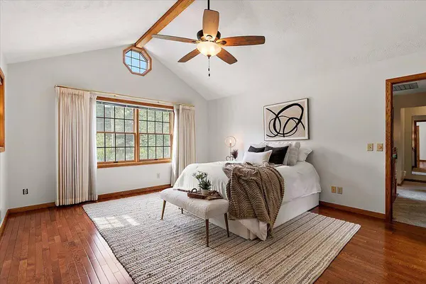 1977 Post NE Drive, Belmont, MI 49306