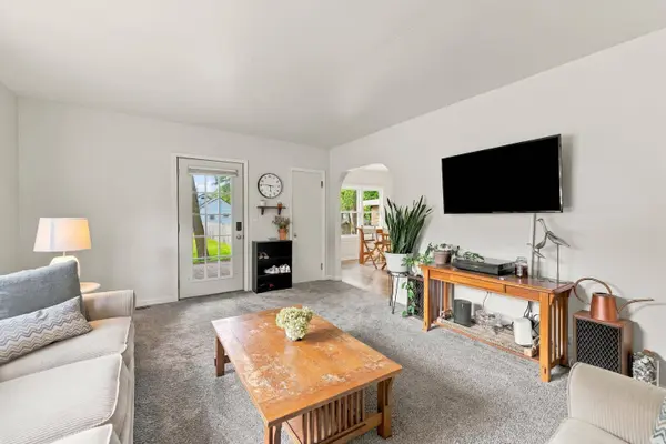 2525 Rogue River NE Road, Belmont, MI 49306