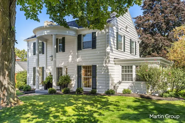 485 Marywood NE Drive, Grand Rapids, MI 49505