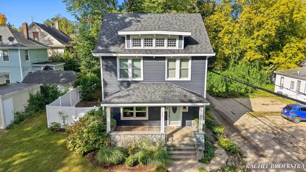 449 Giddings SE Avenue, Grand Rapids, MI 49506