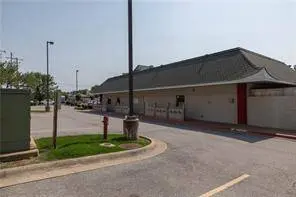 2101 SE Walton Blvd, Bentonville, AR 72712-4188