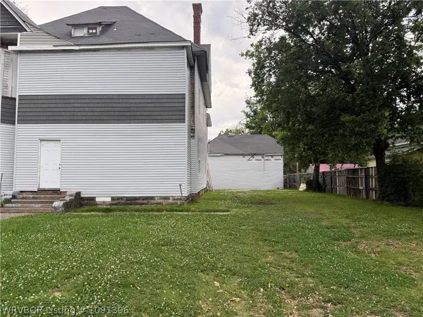 901 N 13th ST, Fort Smith, AR 72901