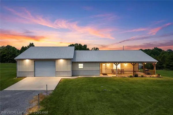 1025 E Nashville CIR