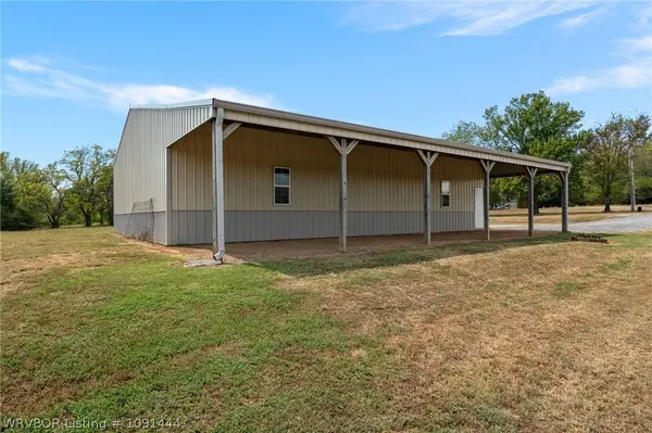 1025 E Nashville CIR, Greenwood, AR 72936