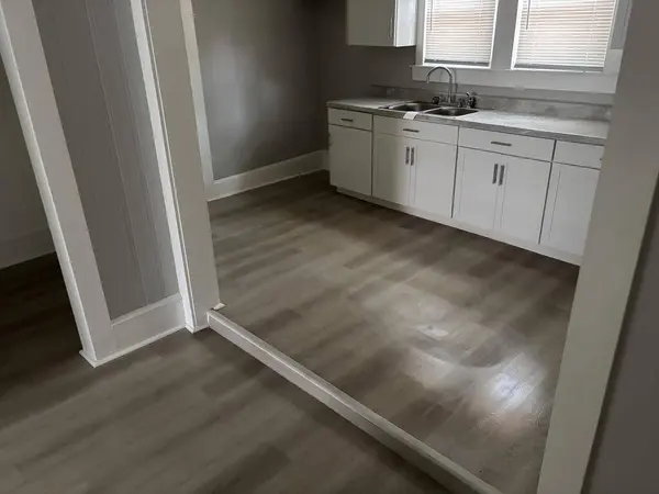 228 Reynolds, Greenwood, SC 29601
