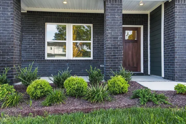 421 Long Dr, Smyrna, TN 37167
