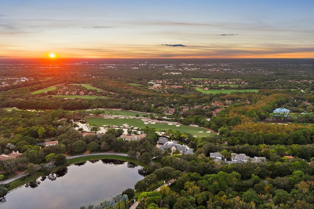 The Bear's Club golf course and clubhouse in Jupiter Florida