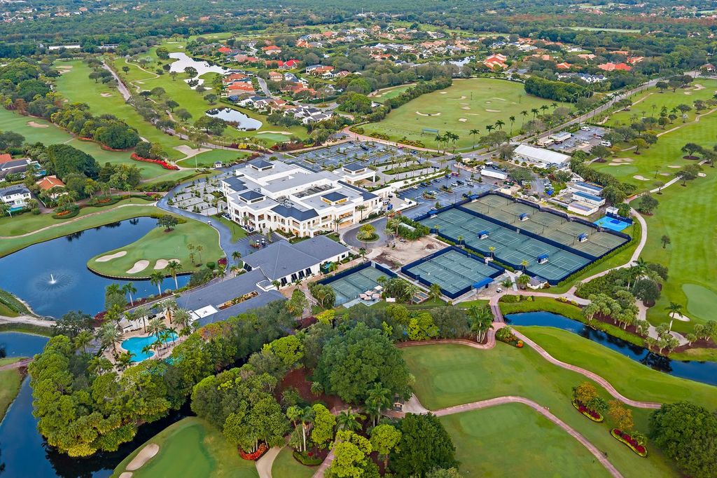 Frenchman's Creek Beach and Country Club entrance in Palm Beach Gardens