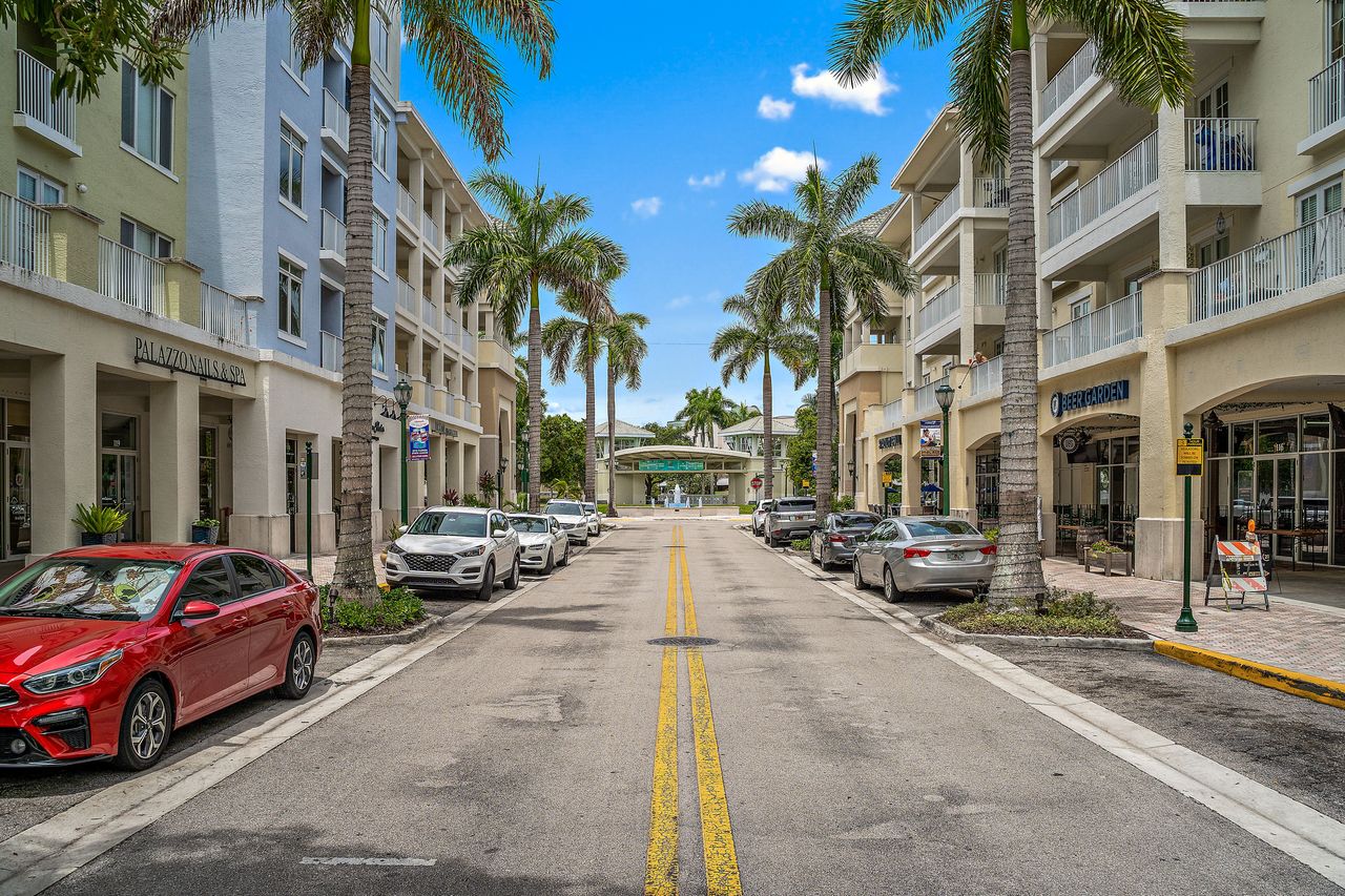 Downtown Abacoa Town Center in Jupiter Florida