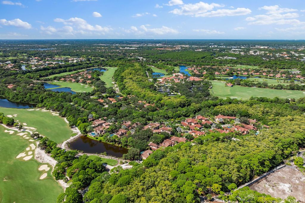 Golf Villa lifestyle along Via Del Orso Drive within The Bear's Club in Jupiter Florida