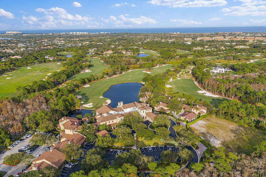 Luxury villa lifestyle along Villa Drive within The Bear's Club in Jupiter Florida