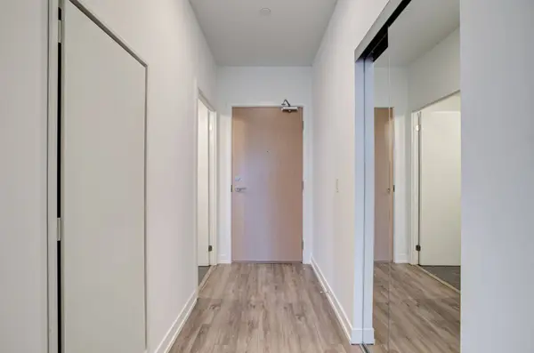 1195 The Queensway AVE #803, Toronto W08, ON M8Z 1R6
