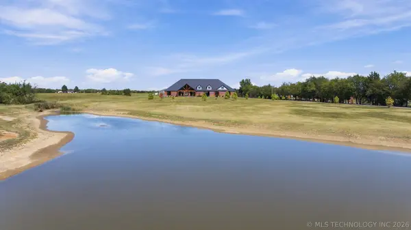 4011 E 201st ST S, Mounds, OK 74047
