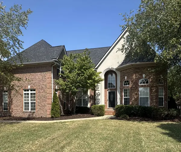 3420 Salem Cove Ln