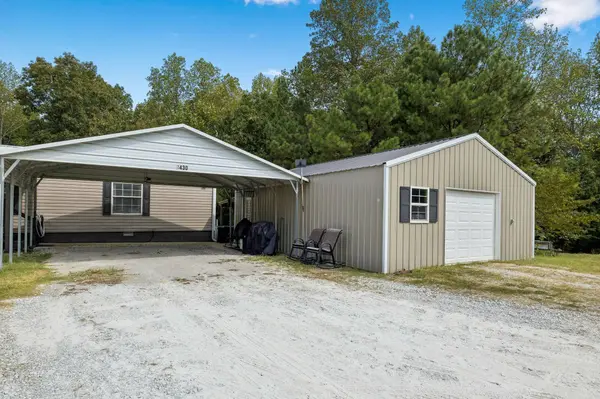 2430 Old Natchez Trace Trl, Camden, TN 38320