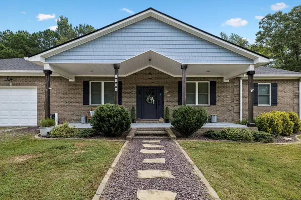 2428 Old Natchez Trace Trl, Camden, TN 38320