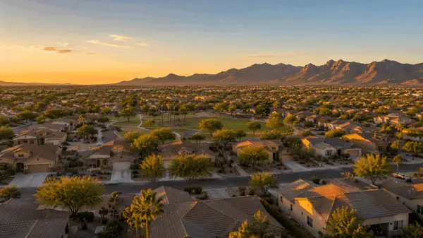 feature image of Retiring in the West Valley AZ: Best 55+ and Active Adult Communities in Peoria and Glendale