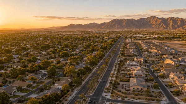 feature image of Moving to Peoria AZ: The Complete Relocation and Neighborhood Guide