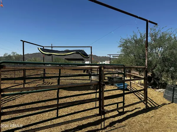 45215 N 10TH Street #'-', New River, AZ 85087