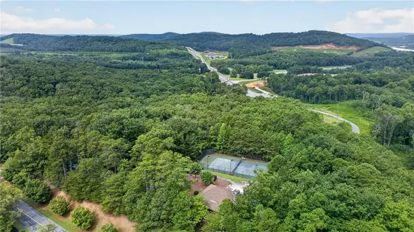 16 Ridgewater DR SE, Cartersville, GA 30121