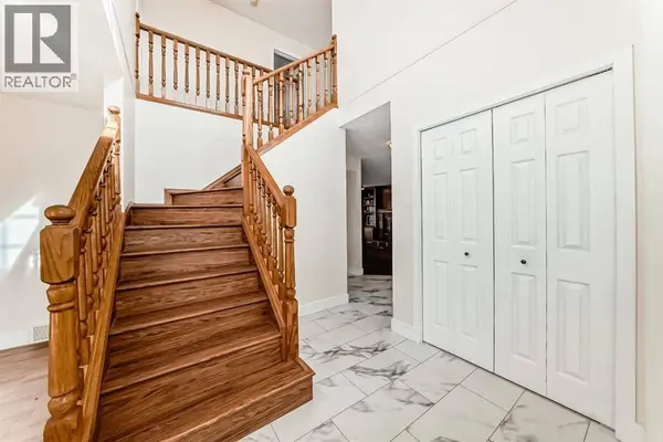 320 Sunmills Drive SE, Calgary, AB T2X3E7