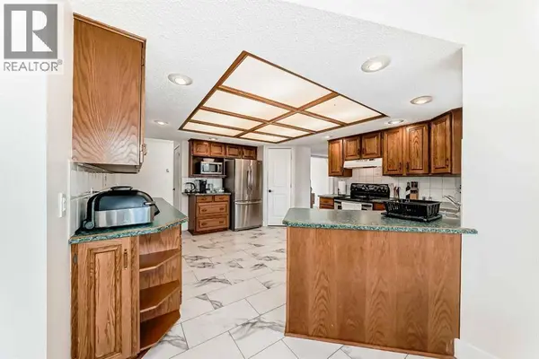 320 Sunmills Drive SE, Calgary, AB T2X3E7