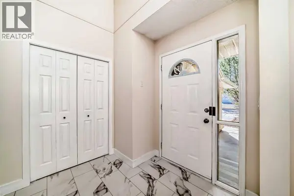 320 Sunmills Drive SE, Calgary, AB T2X3E7