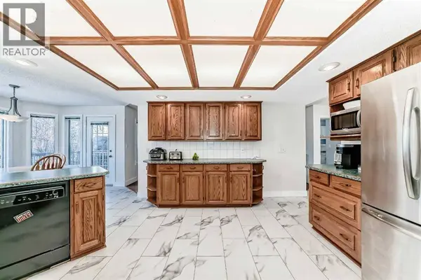 320 Sunmills Drive SE, Calgary, AB T2X3E7