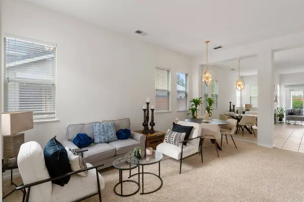 3854 Spring Meadow LN, Stockton, CA 95219