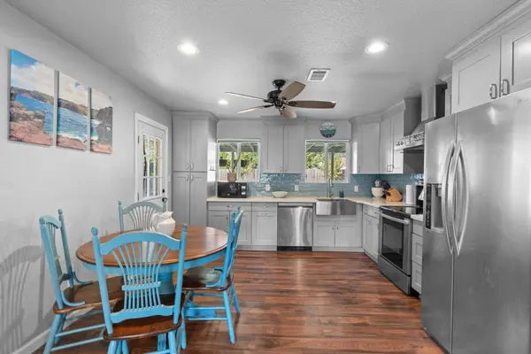 930 1st ST, Galt, CA 95632
