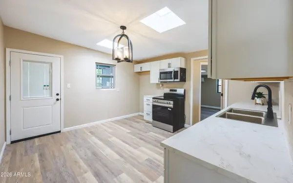 125 E Navajo Street, Huachuca City, AZ 85616