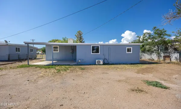 125 E Navajo Street, Huachuca City, AZ 85616