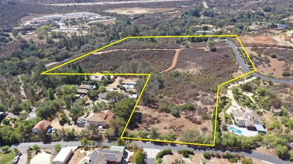 000 Jesmond Dene Rd. #68, Escondido, CA 92026