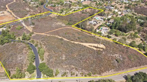000 Jesmond Dene Rd. #68, Escondido, CA 92026