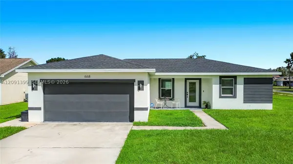 668 Dromedary Ct