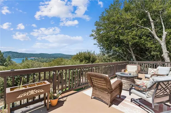 1298 Yellowstone DR, Lake Arrowhead, CA 92352
