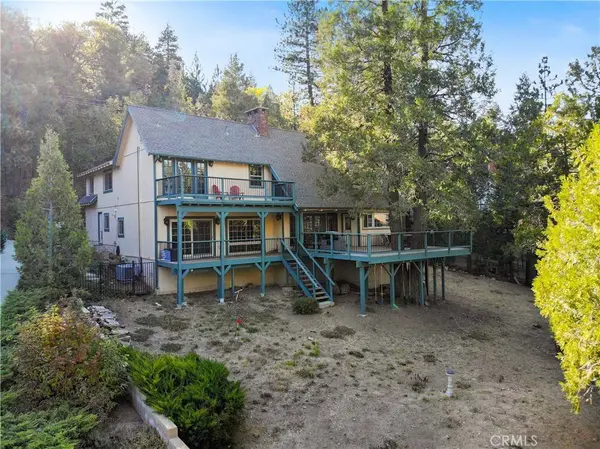 135 S Fairway DR, Lake Arrowhead, CA 92352