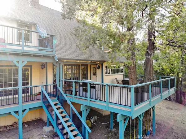 135 S Fairway DR, Lake Arrowhead, CA 92352