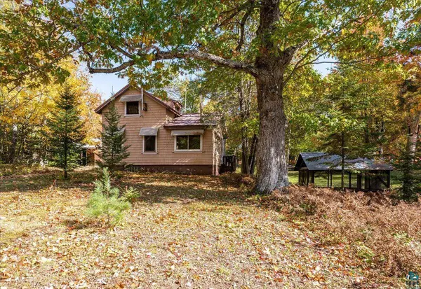 7622 S County Rd A, Superior, WI 54880