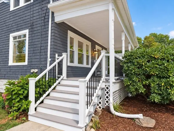 32-34 Eddy St, Mansfield, MA 02048