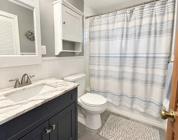 17 Prince St, North Attleboro, MA 02760