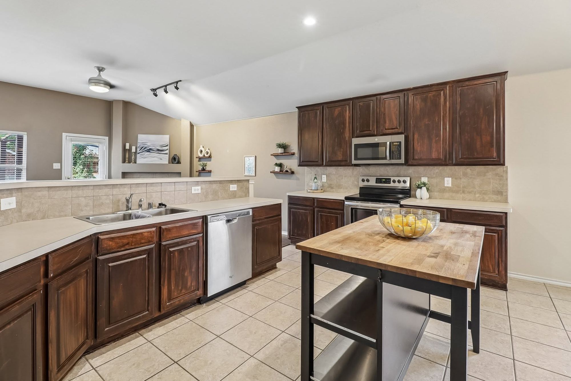 Sell with Estancia Group
