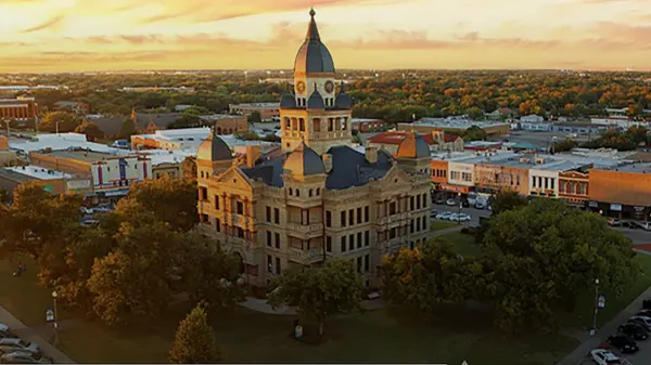 feature image of Living in Denton