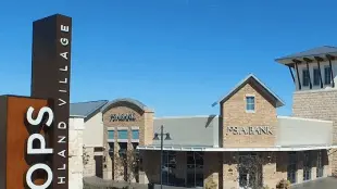 feature image of Living In Highland Village: Highland Village: Lakeside Living with Everyday Luxury