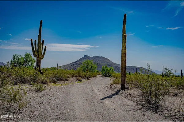 W Desert Cove Avenue #9, Tonopah, AZ 85354