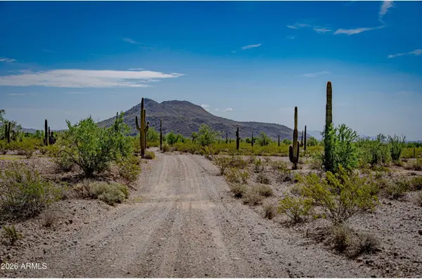 W Desert Cove Avenue #9, Tonopah, AZ 85354