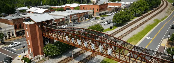 What Makes Acworth, GA a Great Place to Live?,Maria VanVurst