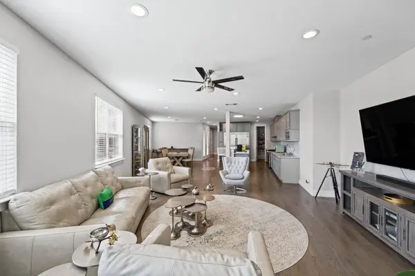251 S Mill ST #280, Lewisville, TX 75057